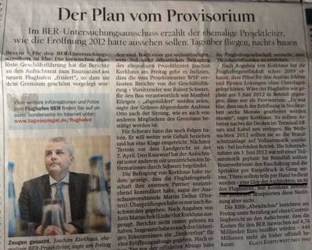 Blick auf Artikel über BER heute Foto von Zeitungsartikel ist zu sehen - heute.