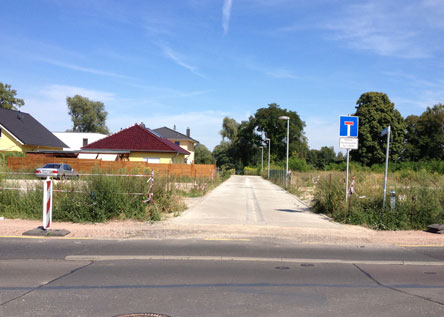 Foto von der neuen Stichstraße - Nähe Kino - ist zu sehen.