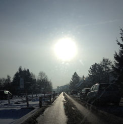 Blick auf Straße heute Foto von Straße ist zu sehen - heute.