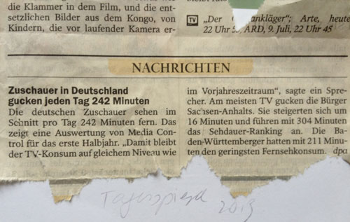 Zeitungsschnipsel - Foto.