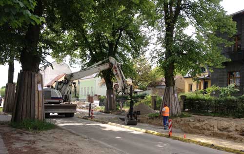 Foto von der Baustelle und unserer Einfahrt heute um 11.45 Uhr title=