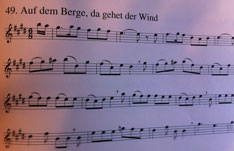 Foto von Noten - Lied heute Foto von Noten ist zu sehen - heute.
