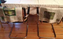 nasse Seiten - Tagesspiegel - heute Foto von nassen Seiten des Tagesspiegels sind zu sehen