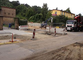 Foto: Blick auf die Abbruchbaustelle ist zu sehen - Foto.