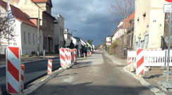 Blick auf Straße - heute Mittag Foto von Strasse Richtung Kino - heute Mittag.