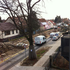 Foto von Bagger in derFerne ist zu sehen - heute.