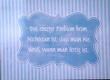 Blick auf Karte mit Text Blick auf Karte mit Text ist zu sehen.