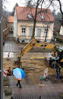dass nächste Gerät! Foto von Baustelle mit Schirmgutachter