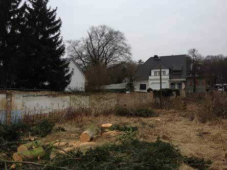 Foto vom zukünftigen Baugelände ist zu sehen