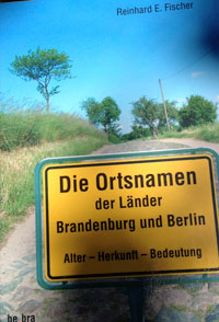 Buch Foto von einem Buchumschlag ist zu sehen.