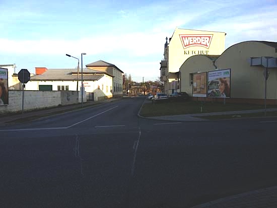 Foto von der Straßenkreuzung Kesselgrund und der umgebauten Eisenbahnstraße.