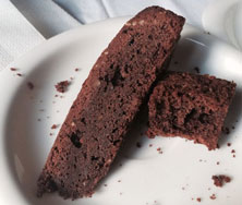 Kuchen auf einem Teller Foto von Kuchen auf Teller ist zu sehen - heute.