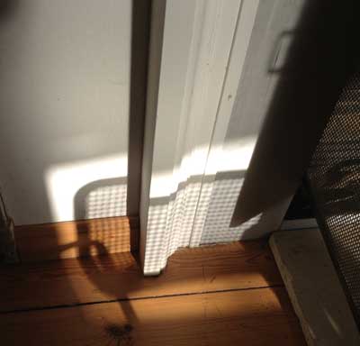 Schattenwurf Stuhl - Sonne Foto von einem Innenraum mit Schattenwurf