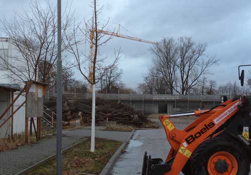 Baustelle Blütentherme - niemand arbeitet.