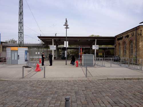 Foto vom Bahnhofsvorplatz heute Mittag