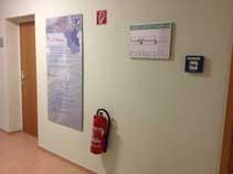 Landesbetrieb Straßenwesen Flur Haus 3 Foto von einem Flur in einem Bürogebäude